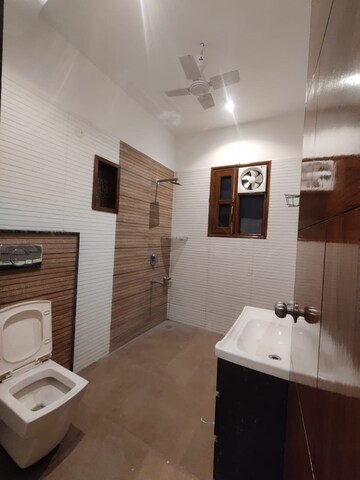 Attached Bathroom in 3 BHK Apartment at Sector 28 – for Sale