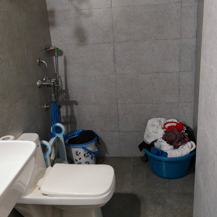 Bathroom, rwa-apartments-sector-27 4 Bedroom 162 Sq.Mt. Apartment In Sector 27 Noida 8052866