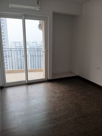 Room in 2 BHK Apartment at Ace Divino, Sector 1 Greater Noida – for Sale