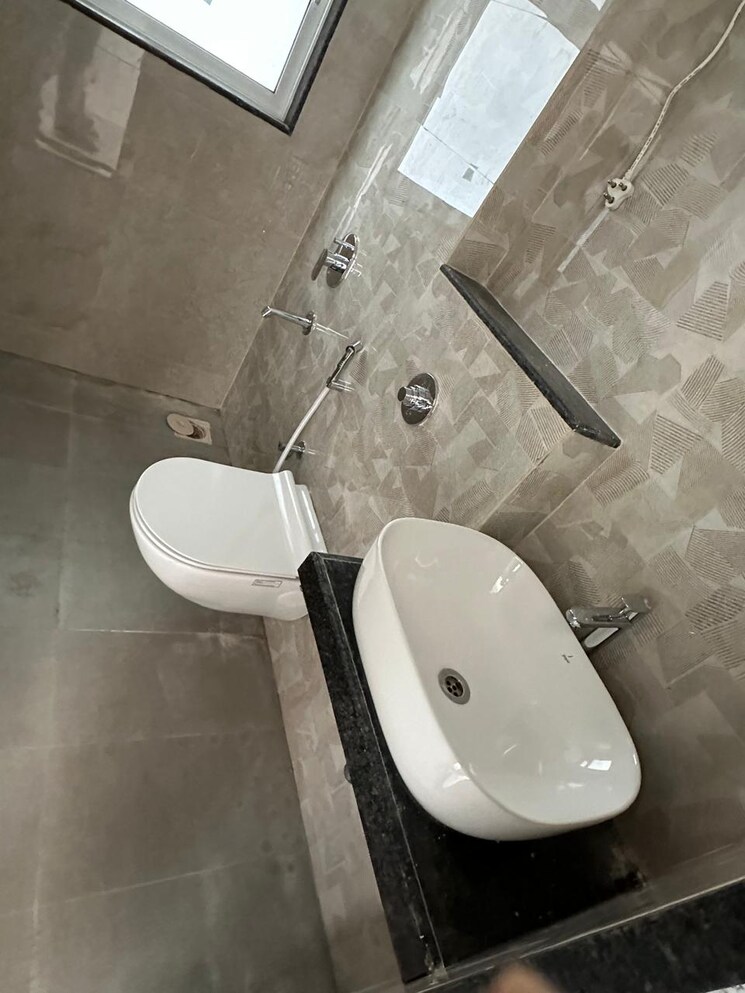 Bathroom, ashar-axis 2 Bedroom 656 Sq.Ft. Apartment In Majiwada Thane 8052887