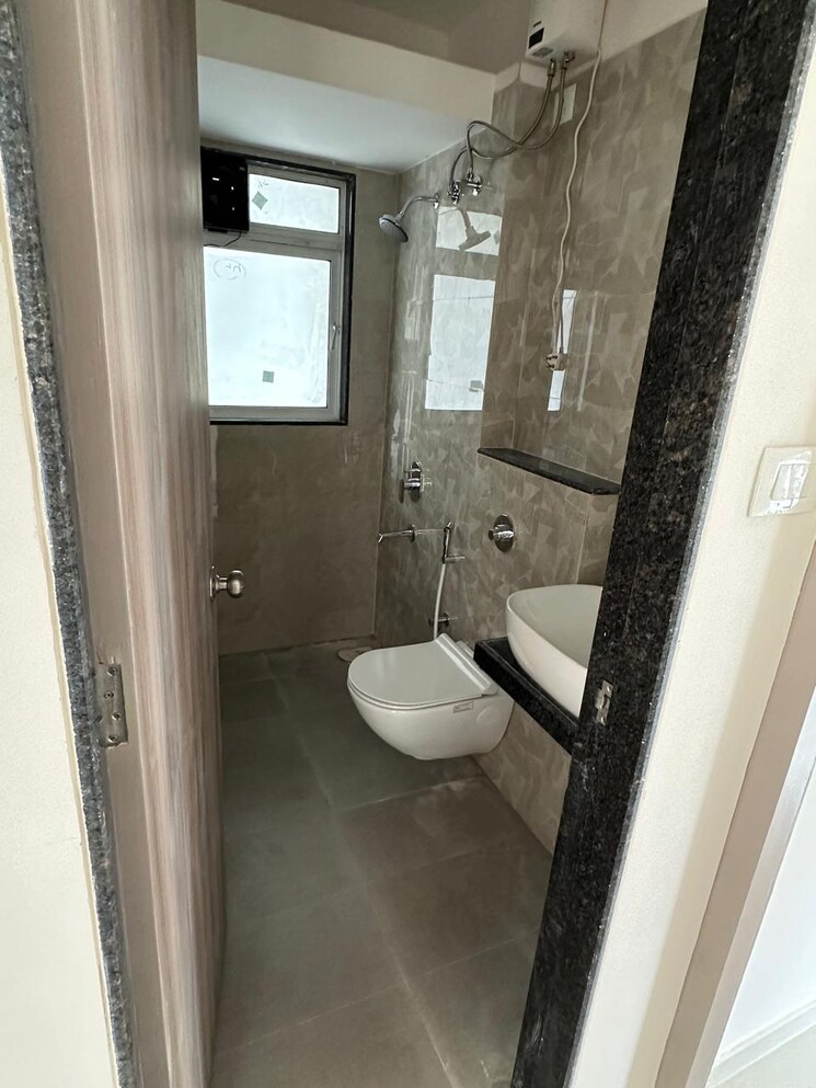Bathroom, ashar-axis 2 Bedroom 656 Sq.Ft. Apartment In Majiwada Thane 8052887