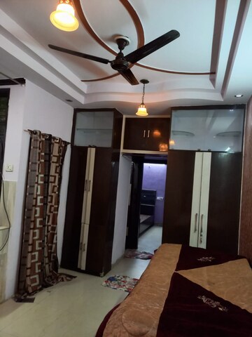 Room in 1 BHK Builder Floor at Gyan Khand – for Rent