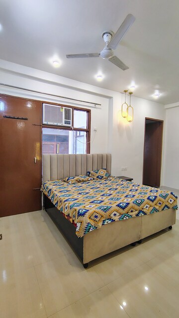 Bedroom in 2 BHK Builder Floor at AEZ Aloha, Sector 57 – for Rent