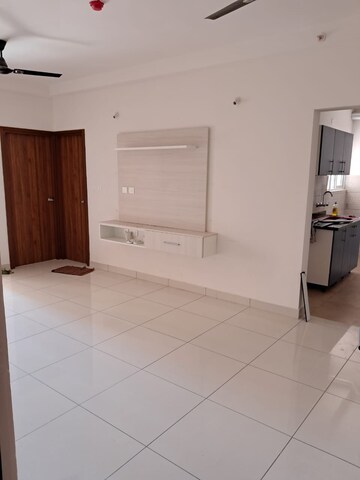 Room in 2 BHK Apartment at Prestige Finsbury Park Hyde, Bagaluru  – for Rent