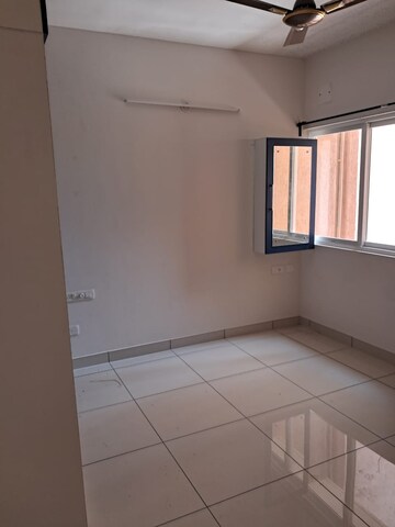 Room in 2 BHK Apartment at Prestige Finsbury Park Hyde, Bagaluru  – for Rent