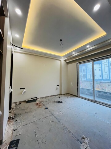 Room in 3 BHK Builder Floor at Sushant Lok 2, Sector 57 – for Sale