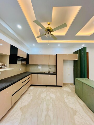 Bedroom in 3 BHK Builder Floor at Sushant Lok 2, Sector 57 – for Sale