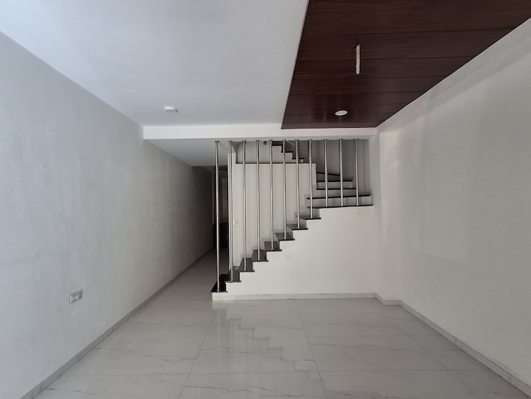 Living Room, adajan 4 Bedroom 4000 Sq.Ft. Independent House In Adajan Surat 8053017