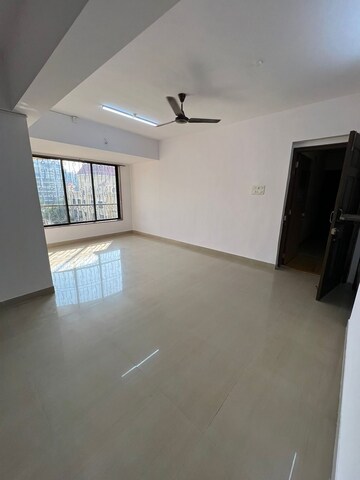 Room in 3 BHK Apartment at Krishna Heritage Chembur, Chembur – for Rent