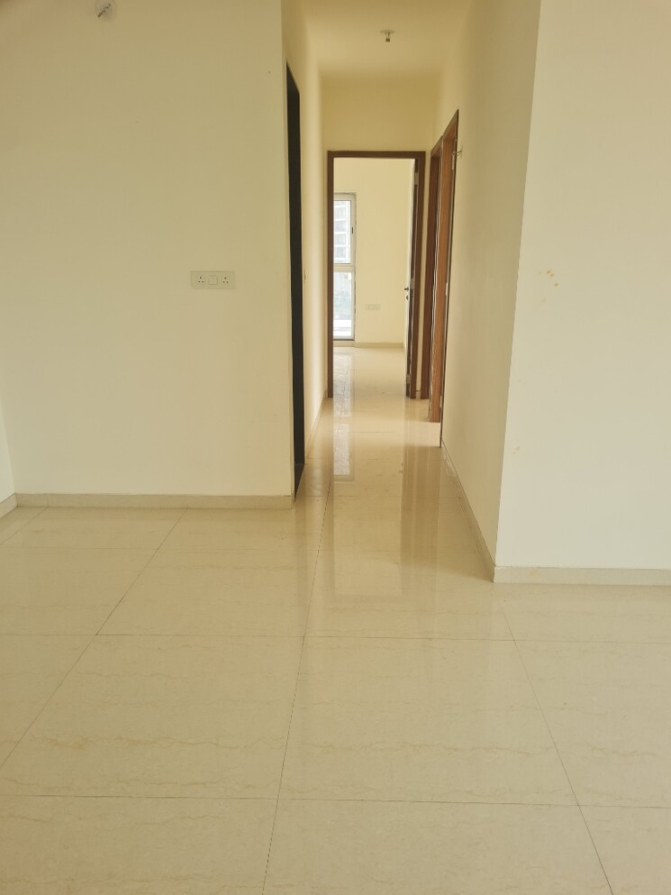 Room, runwal-nirvana 3 Bedroom 107 Sq.Yd. Apartment In Parel Mumbai 8052997