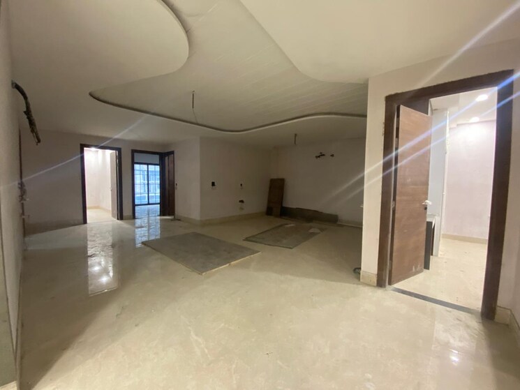 undefined, sector 85 4 Bedroom 350 Sq.Yd. Builder Floor In Sector 85 Faridabad 8053032