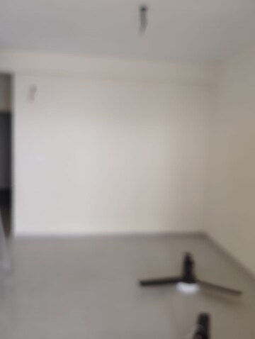 Furnished Amenities in 2 BHK Apartment at Signature Global Synera, Sector 81 – for Rent