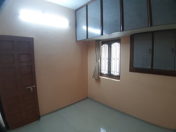 Room in 1 BHK Villa at Adajan – for Rent