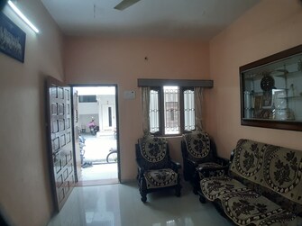 1 BHK Villa For Rent in Adajan Surat  8053076