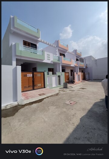 2 BHK Villa – Exterior View View at Jankipuram Extension - for Sale