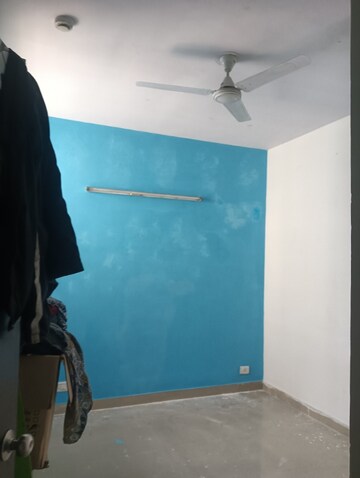 Furnished Amenities in 2.5 BHK Apartment at Mahagun Mywoods, Sector 16c Greater Noida – for Rent