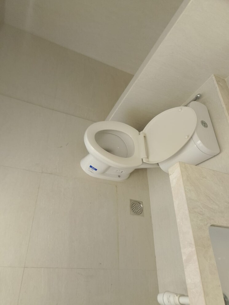 Bathroom, hiranandani-fortune-city 2 Bedroom 1100 Sq.Ft. Apartment In New Panvel Navi Mumbai 8053120