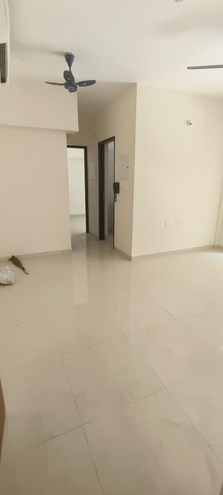 Room, lodha-amara 1 Bedroom 453 Sq.Ft. Apartment In Kolshet Road Thane 8053133