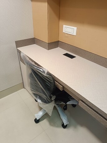 कमर्शियल ऑफिस स्पेस वर्ग फुट फॉर रेंट इन लाल बाजार कोलकाता  8053158