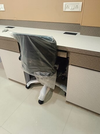 कमर्शियल ऑफिस स्पेस वर्ग फुट फॉर रेंट इन लाल बाजार कोलकाता  8053158