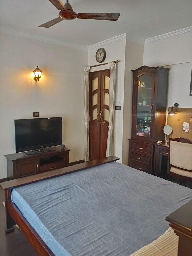 Living Room, kumar-paradise-pune 2 Bedroom 995 Sq.Ft. Apartment In Magarpatta City Pune 8053182