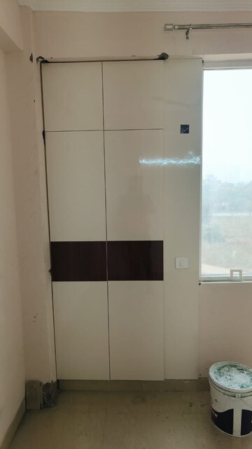 Furnished Amenities in 2 BHK Apartment at Amrapali Golf Homes, Sector 4, Greater Noida – for Sale