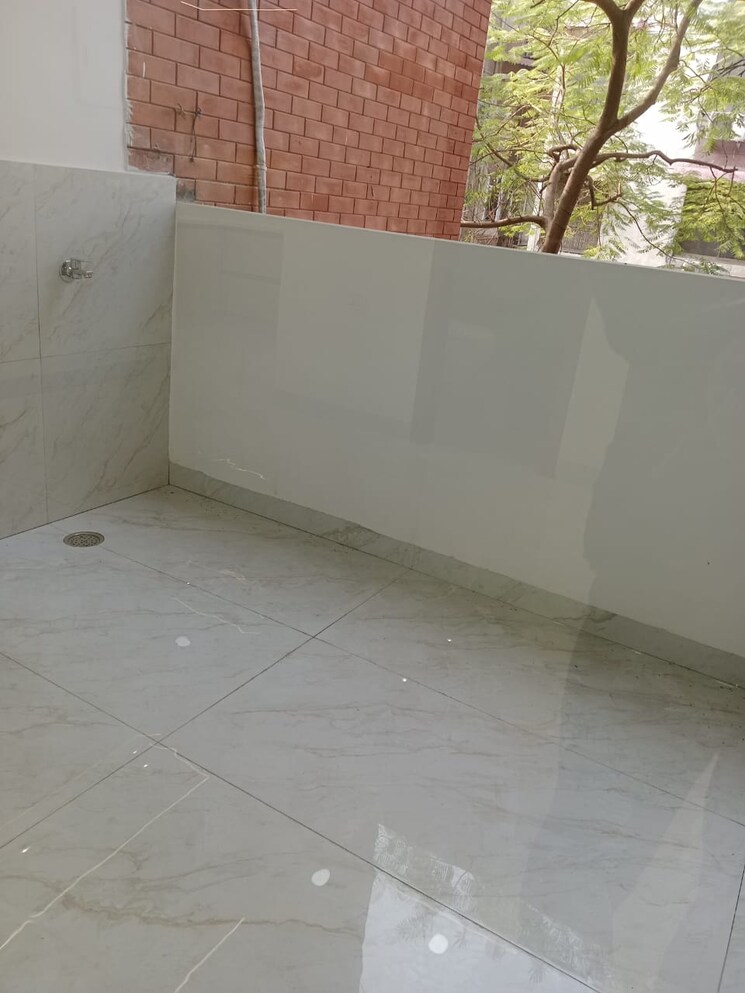 Room, sector 7 dwarka 3 Bedroom 1450 Sq.Ft. Apartment In Sector 7 Dwarka Delhi 8053259