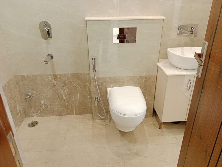 Bathroom, sector 7 dwarka 3 Bedroom 1450 Sq.Ft. Apartment In Sector 7 Dwarka Delhi 8053259