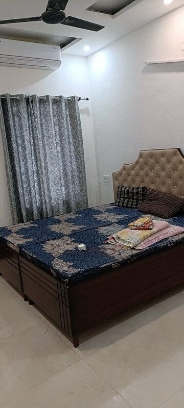 Bedroom in 5 BHK Independent House at Sector 117 – for Rent