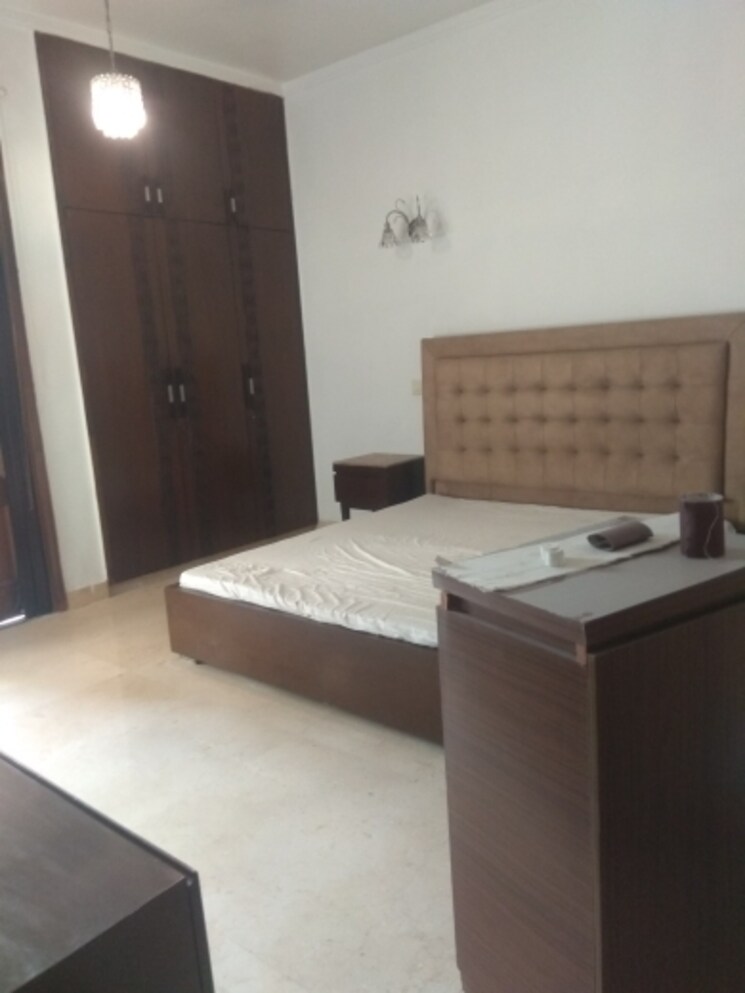 Bedroom, maharani bagh 6 Bedroom 1880 Sq.Yd. Independent House In Maharani Bagh Delhi 8053401