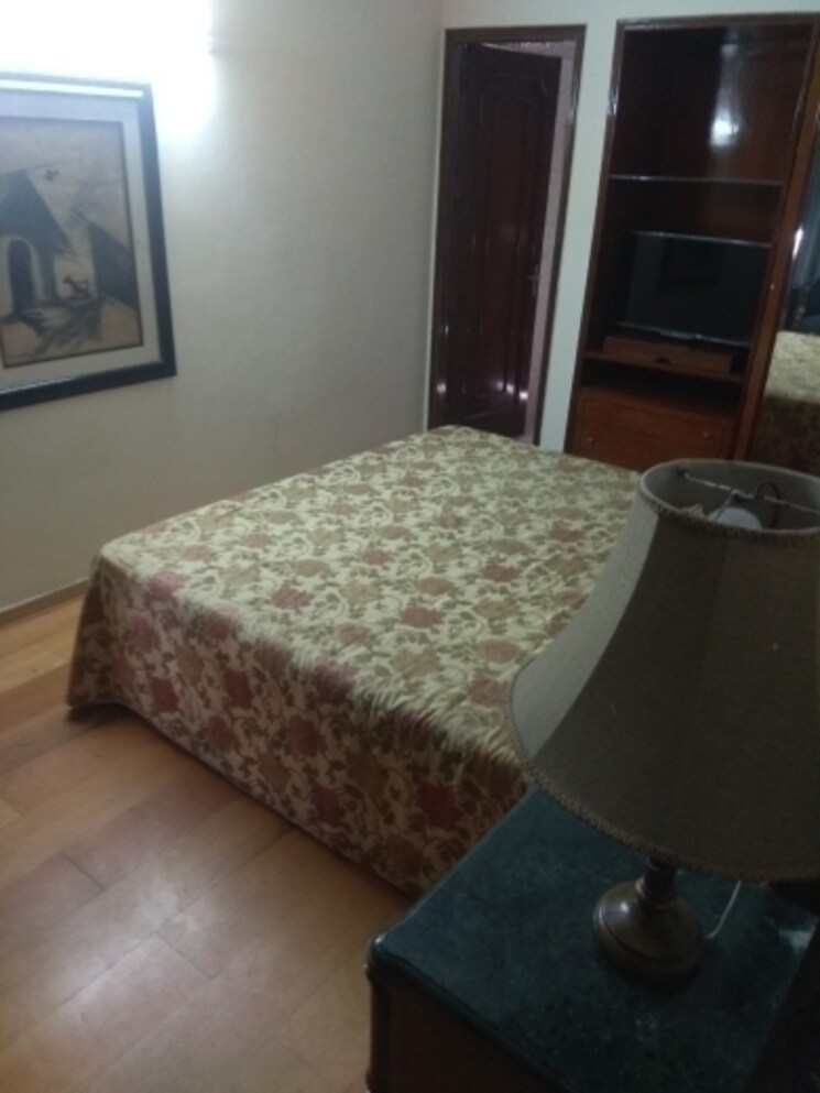 Bedroom, maharani bagh 6 Bedroom 1880 Sq.Yd. Independent House In Maharani Bagh Delhi 8053401