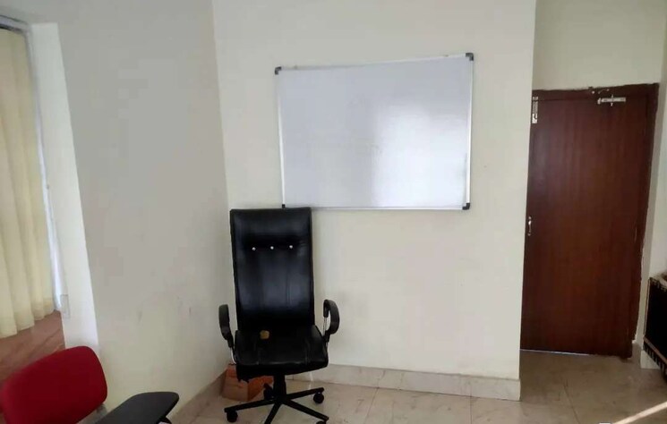 Bathroom, elgin Commercial Office Space 1000 Sq.Ft. In Elgin Kolkata 8053364