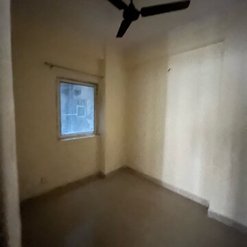 Room in 3 BHK Apartment at Amrapali Zodiac, Sector 120 – for Rent