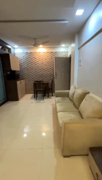1 BHK Apartment For Rent in Rohit Apartments, Andheri West