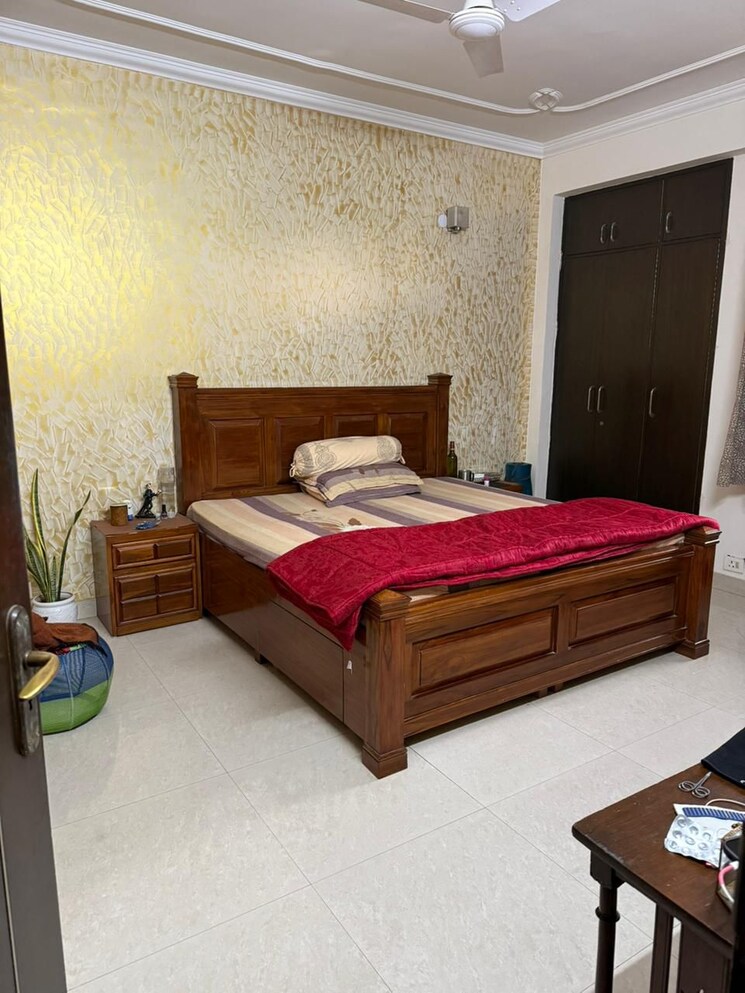 Bedroom, abhinandan-cghs 4 Bedroom 2450 Sq.Ft. Apartment In Sector 51 Gurgaon 8053405