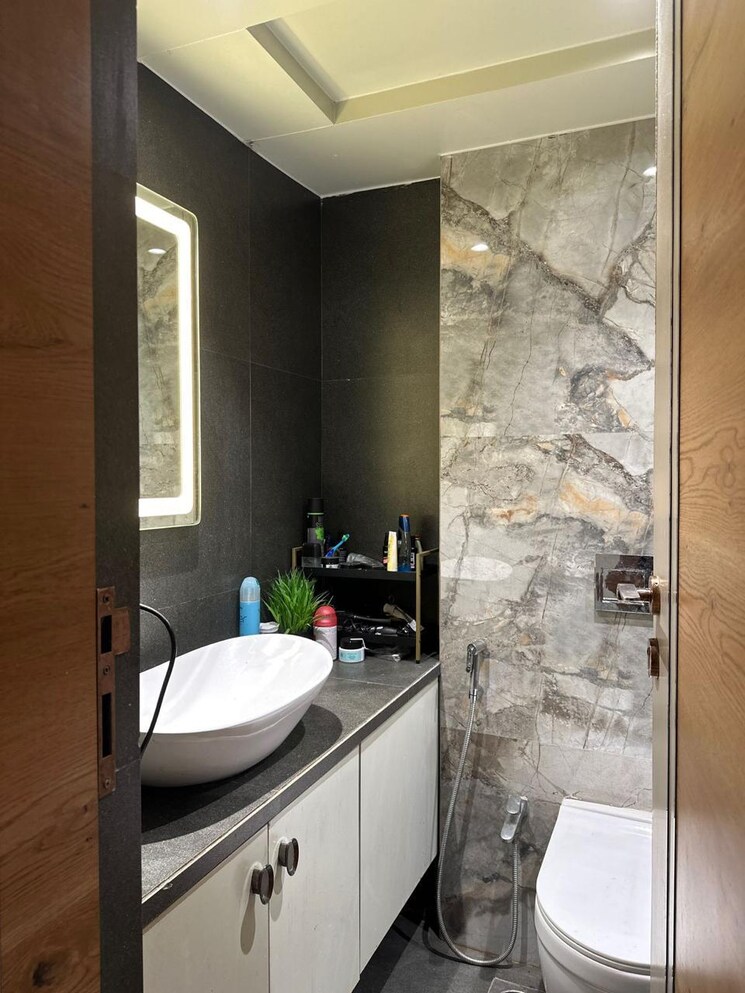 Attached Bathroom, rustomjee-azziano-wing-d 2 Bedroom 700 Sq.Ft. Apartment In Majiwada Thane 8053433