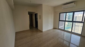 2 BHK Apartment For Rent in Lodha Vista, Lower Parel