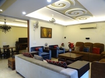 Bedroom in 5 BHK Independent House at Maharani Bagh – for Sale