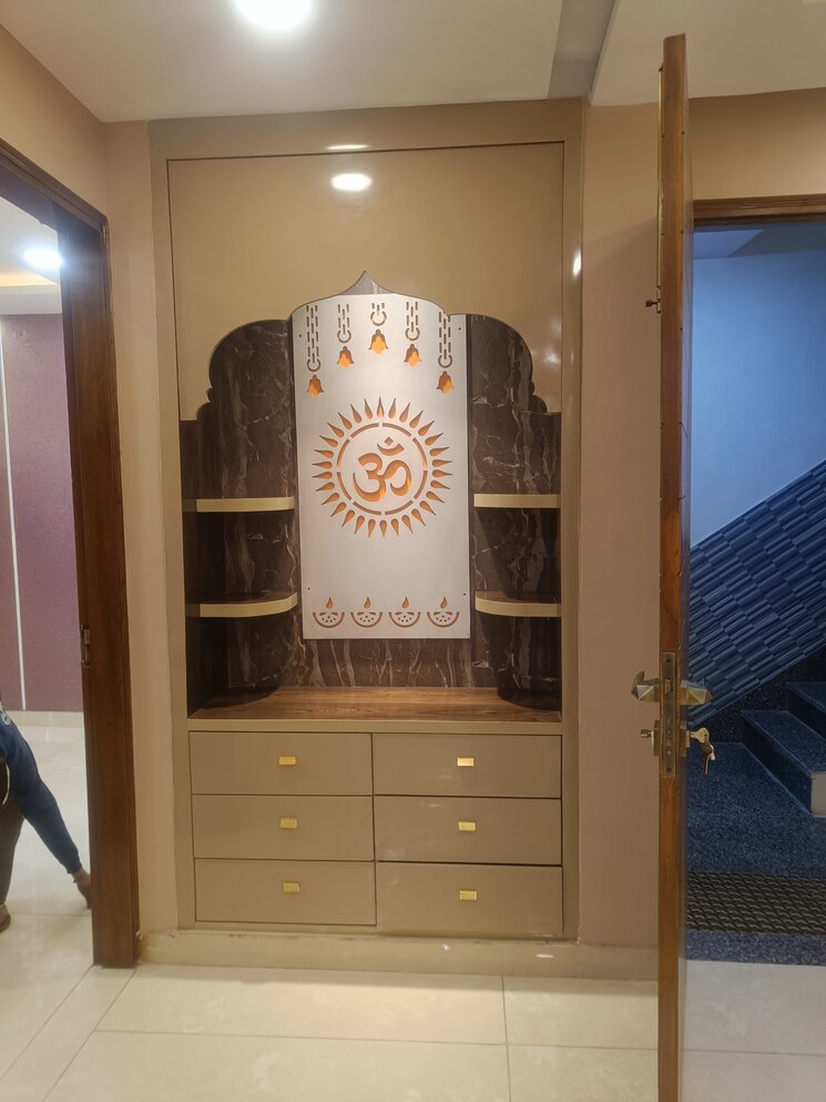 Other, burari 4 Bedroom 135 Sq.Yd. Builder Floor In Burari Delhi 8053450