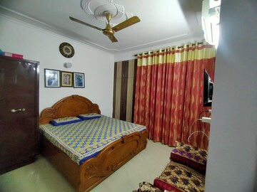 Bedroom in 4 BHK Builder Floor at Ardee City The Residency, Sector 52 – for Sale