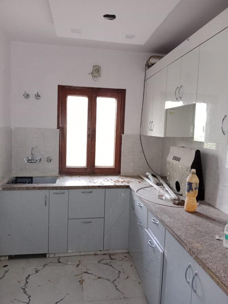 Kitchen, sector 17 dwarka 2 Bedroom 800 Sq.Ft. Apartment In Sector 17 Dwarka Delhi 8053462