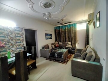 Living Room in 3.5 BHK Builder Floor at Ardee City, Sector 52 – for Sale