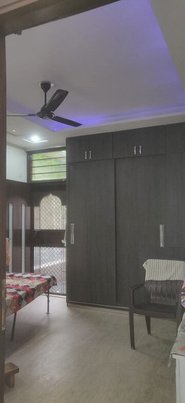 Room in 2 BHK Builder Floor at Burari – for Rent