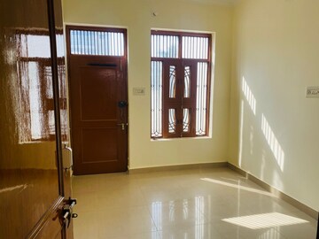 Room in 5 BHK Independent House at Sector 2 – for Rent