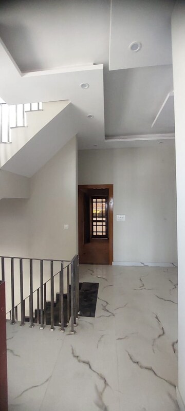 4 BHK Independent House For Sale in Sahastradhara Road