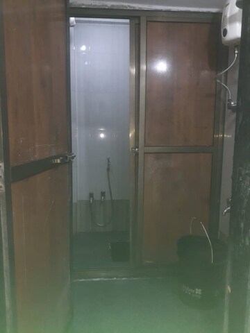 Bathroom in 1 BHK Apartment at Omkar Sai CHS, Lower Parel – for Rent