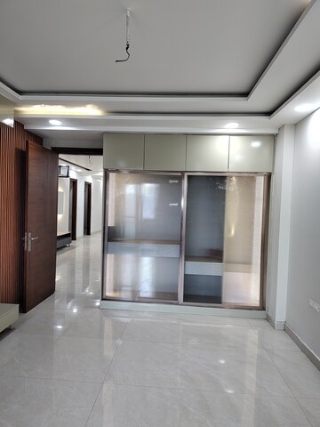 Living Room in 4 BHK Builder Floor at Sector 85 – for Sale
