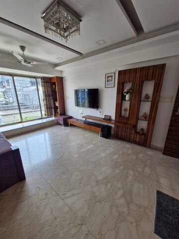 Room in 2 BHK Apartment at Ruparel Ariana, Parel – for Rent
