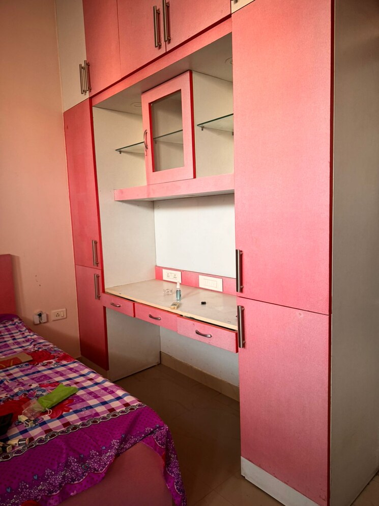 Bedroom, srs-residency 3 Bedroom 1850 Sq.Ft. Apartment In Sector 88 Faridabad 8053567