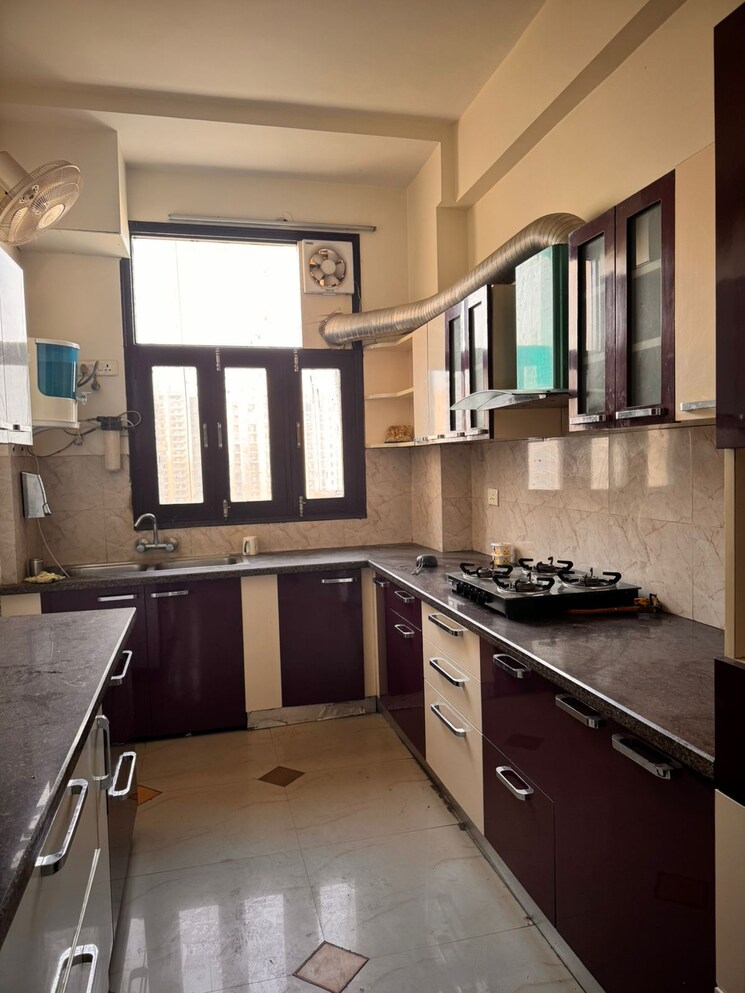 Kitchen, srs-residency 3 Bedroom 1850 Sq.Ft. Apartment In Sector 88 Faridabad 8053567